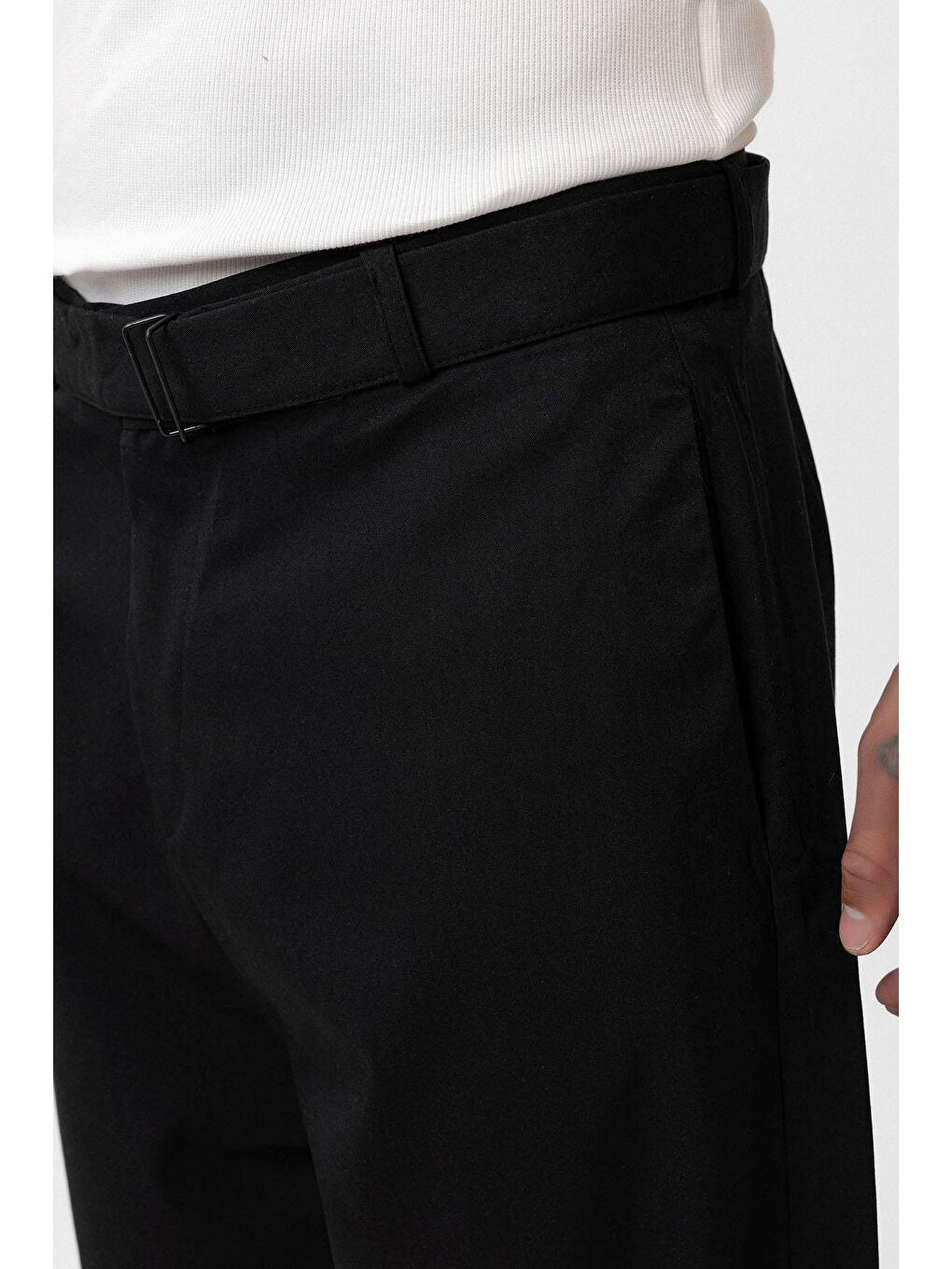 Kemerli Baggy Kumaş Erkek Pantolon Siyah-2