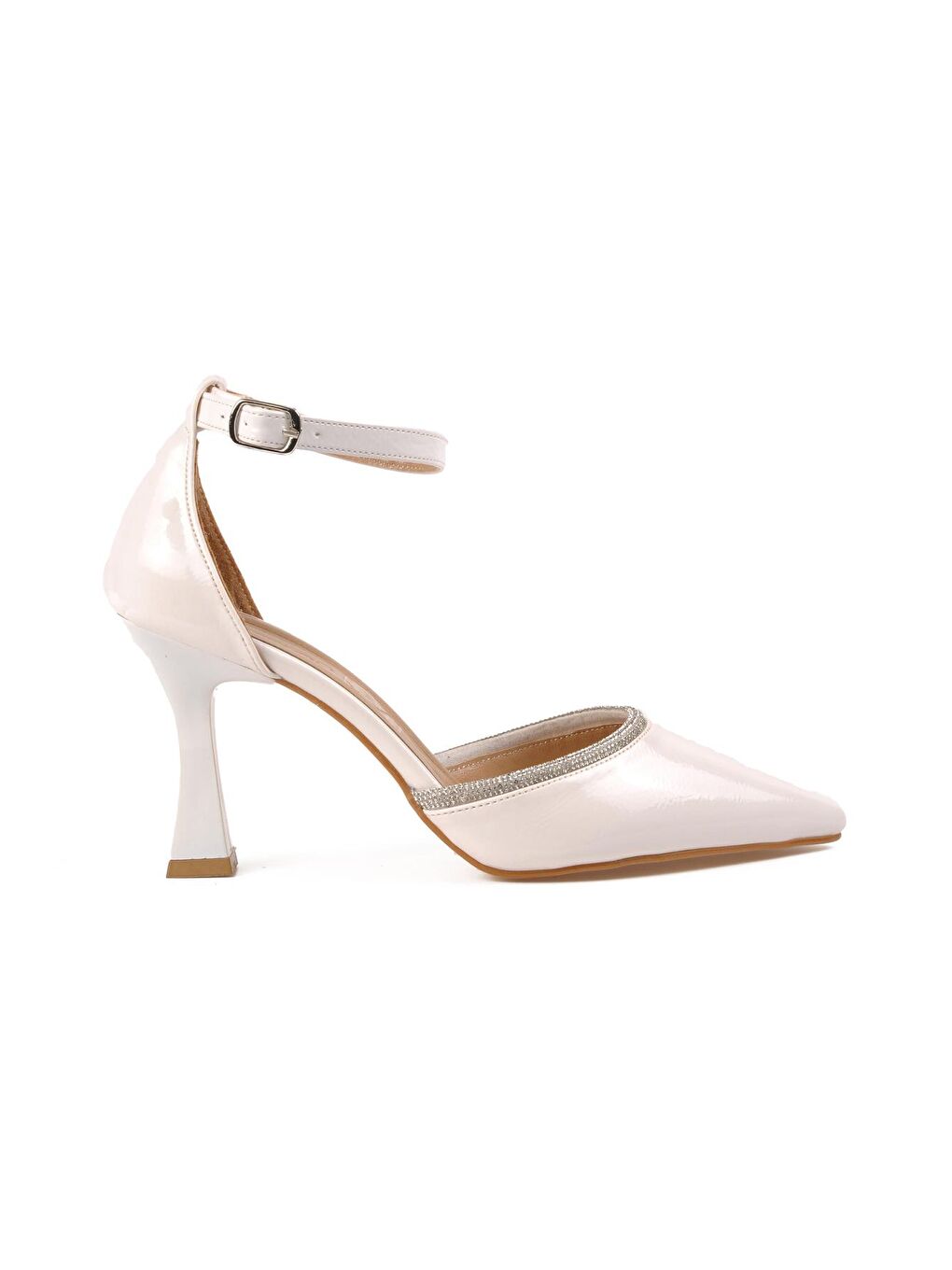 250 Beyaz Kırışık Rugan Kadın Topuklu Ayakkabı