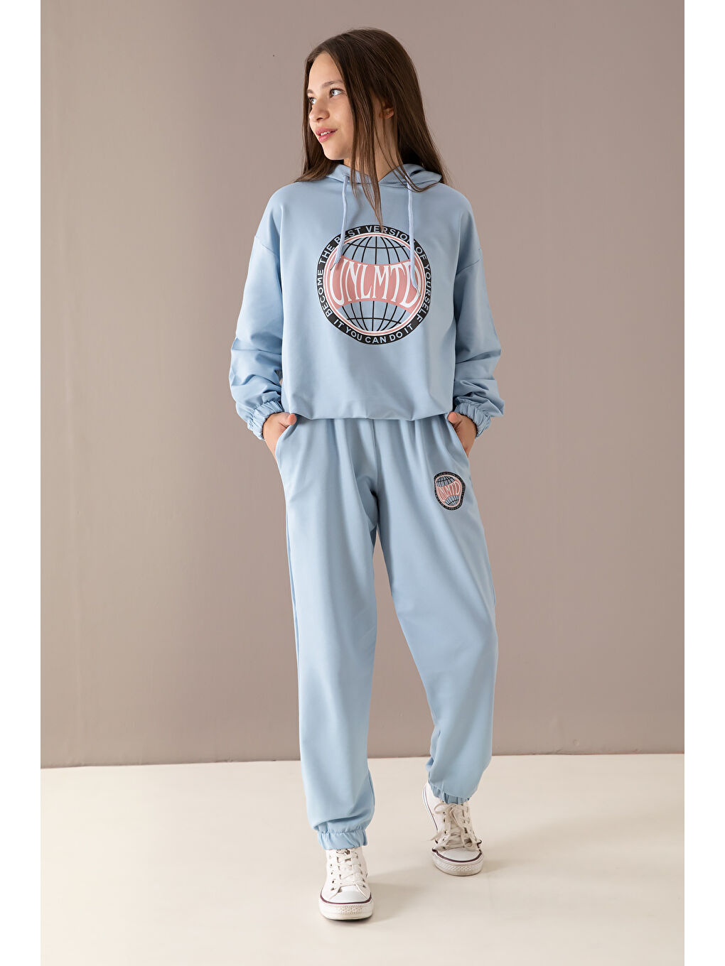 Mavi Göğsü Logo Baskılı Kapüşonlu Kız Eşofman Takımı 19760-1