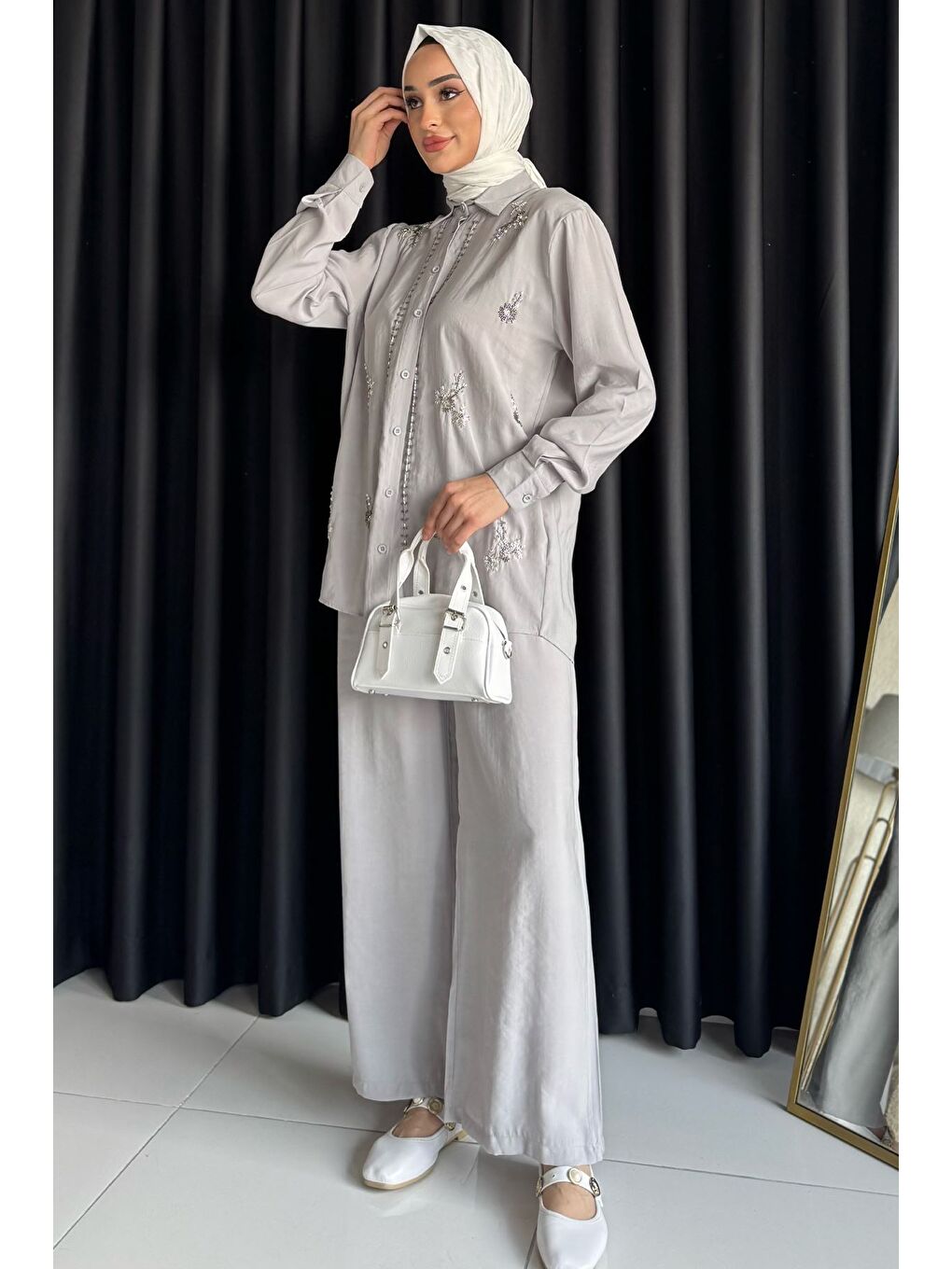 Gri Kadın Boncuk İşlemeli Tesettür Gömlek Pantolon İkili Takım-1