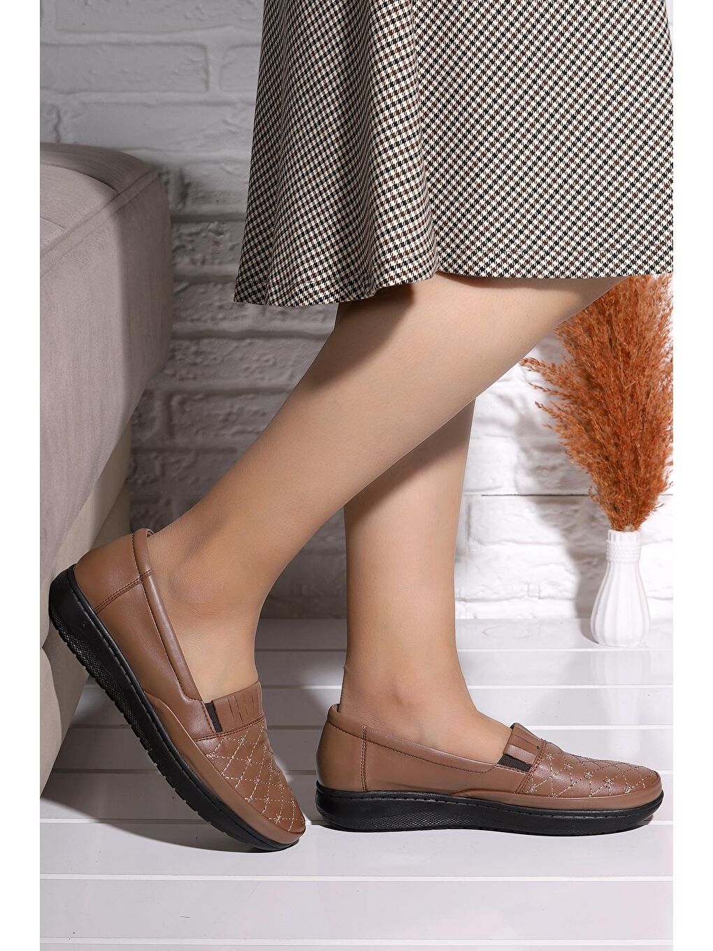 Bej Rahat Konfor Özel Topuk Jeli Anne Günlük Ayakkabı P 08-2