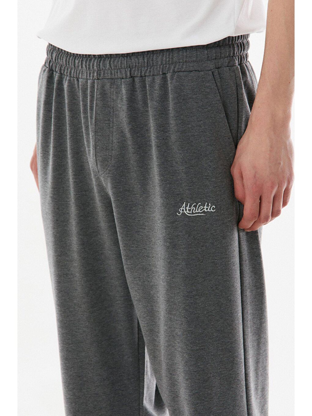 Antrasit Nakışlı Büyük Beden Eşofman Altı-3