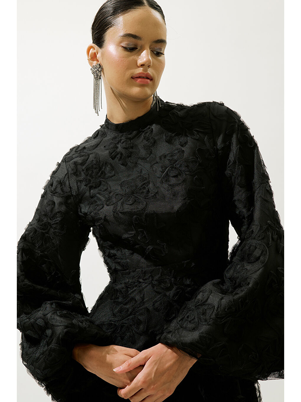 Kabarık Çiçekli Uzun Kol Abiye Elbise Siyah-5