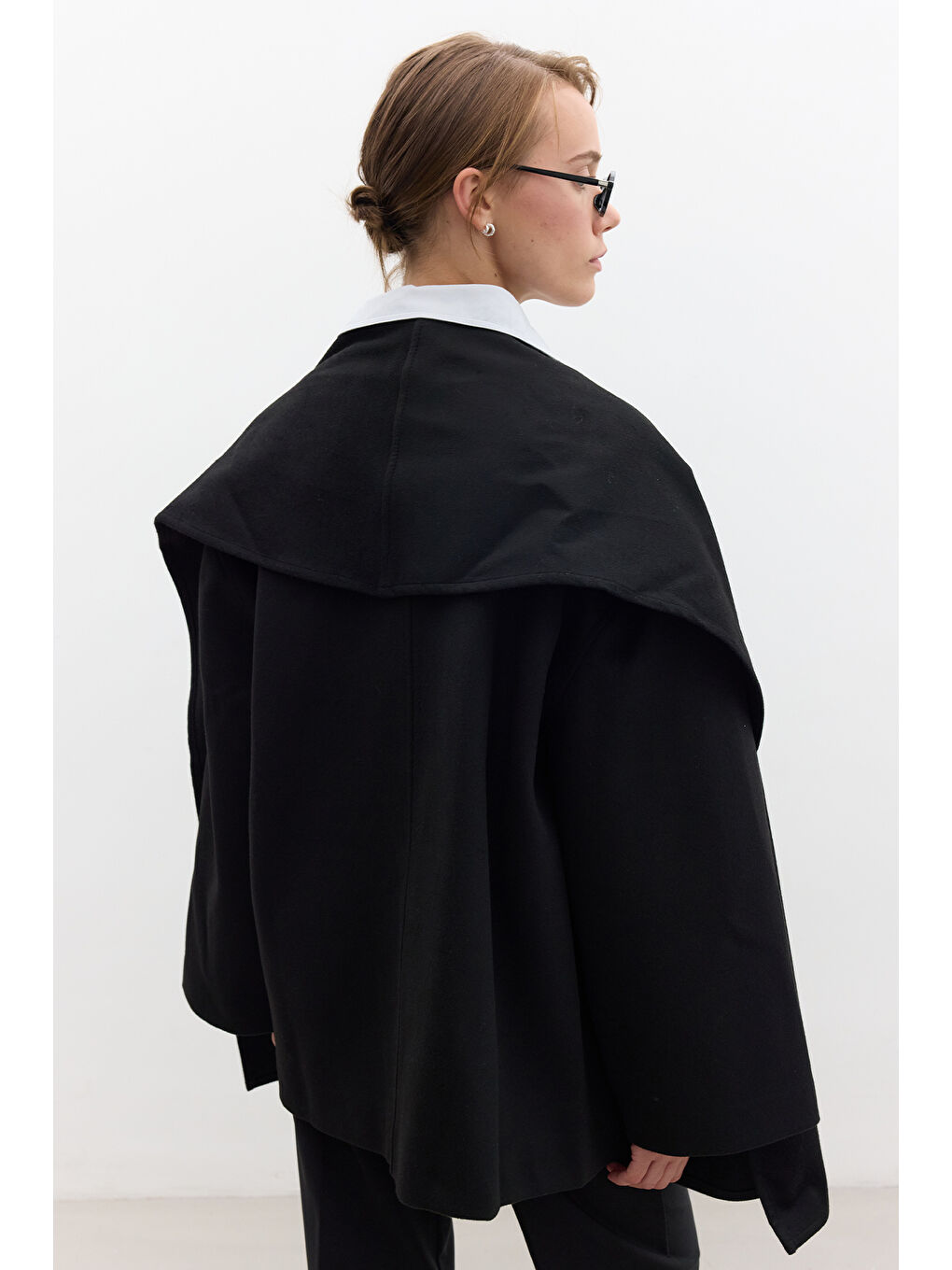 Şal Yakalı Kaşe Kaban Siyah-7