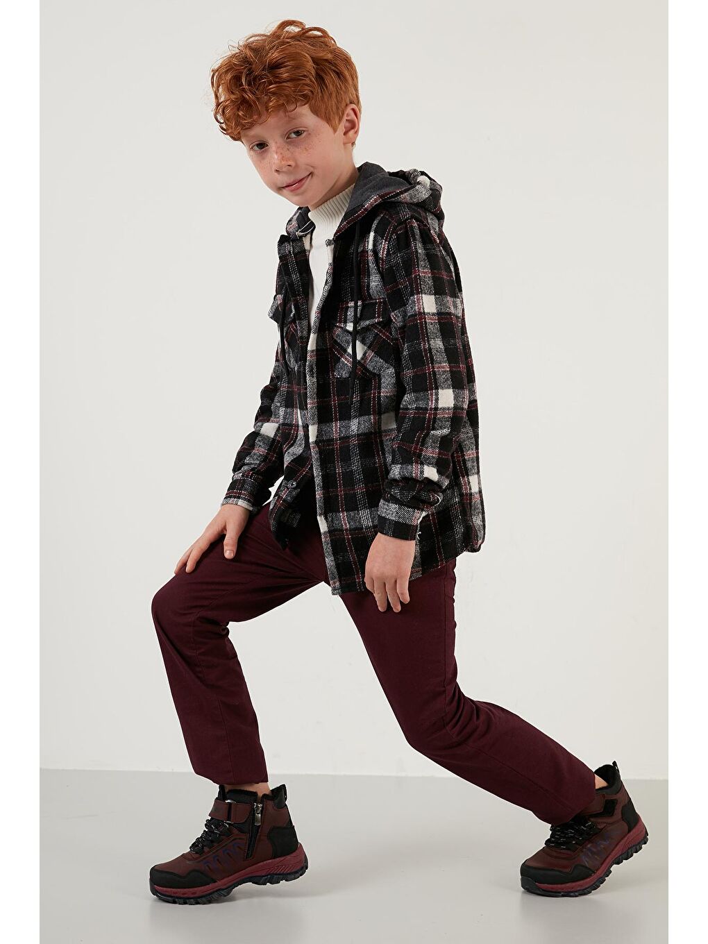 Siyah Kapüşonlu Cepli Ekoseli Oduncu Erkek Çocuk Gömlek CF22W814672-2