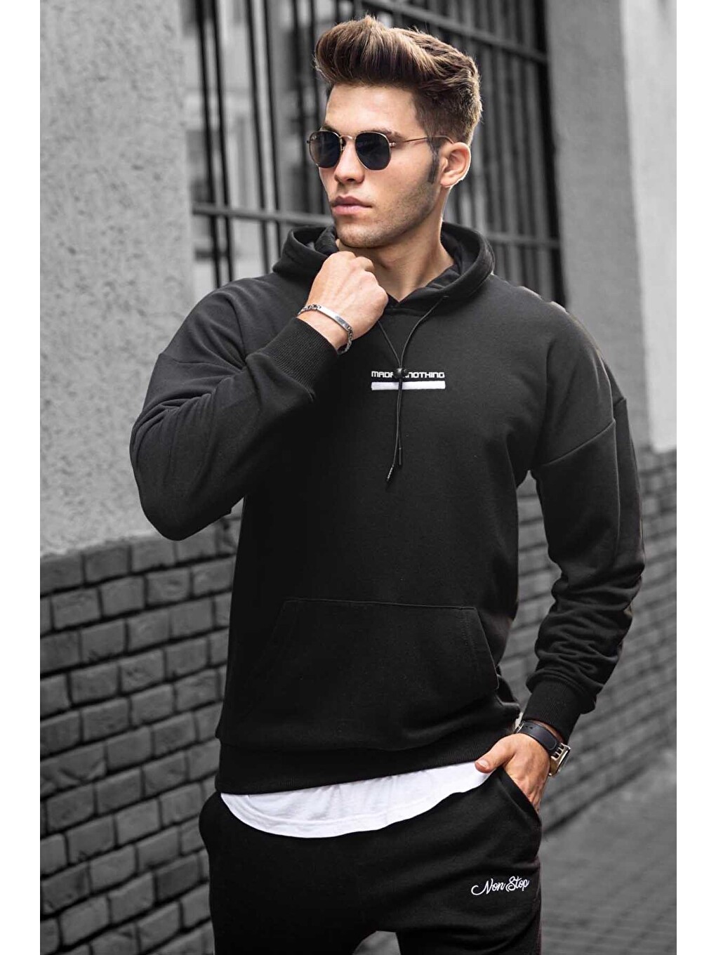 Siyah Baskılı Kapüşonlu Sweatshirt 4722