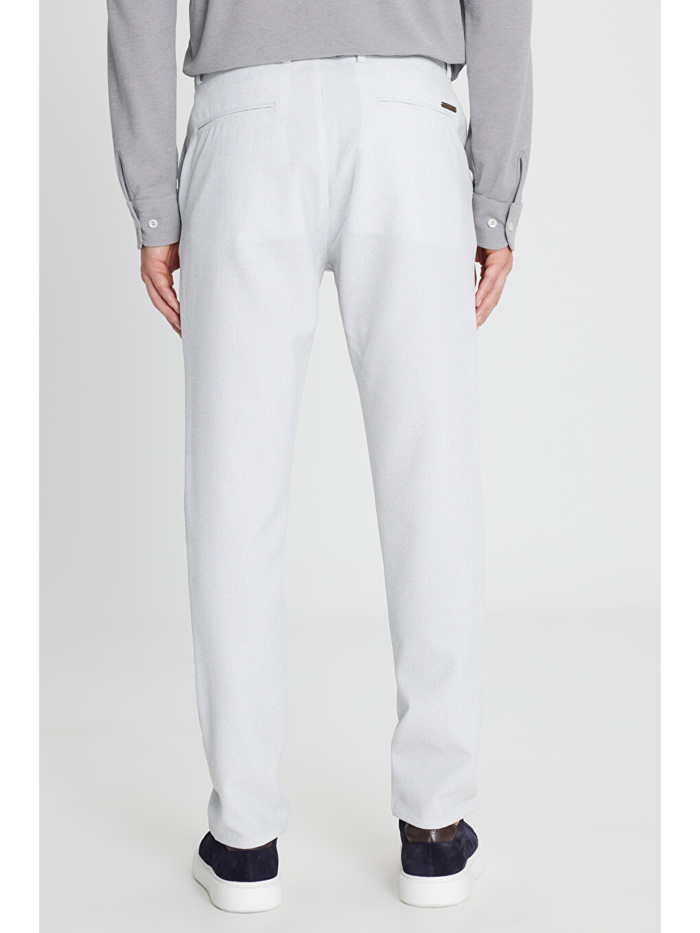 Erkek Gri Slim Fit Beli Bağlamalı Gofre Desenli Yan Cepli Casual Pantolon-4