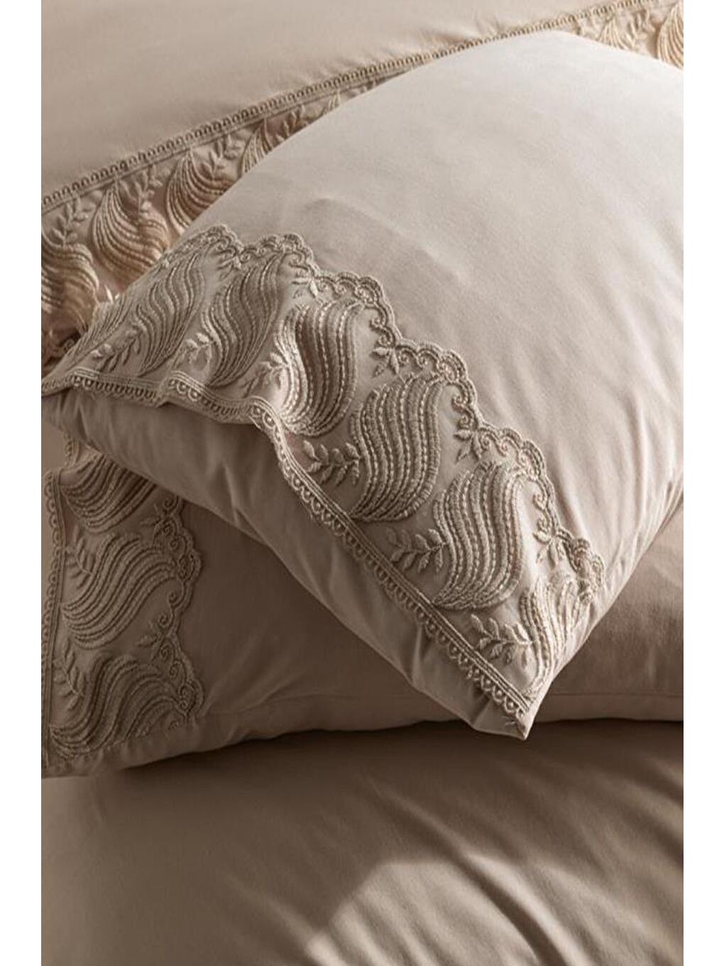 Karışık Fransız Dantelli Wave Çeyizlik Nevresim Takımı Cappucino-3