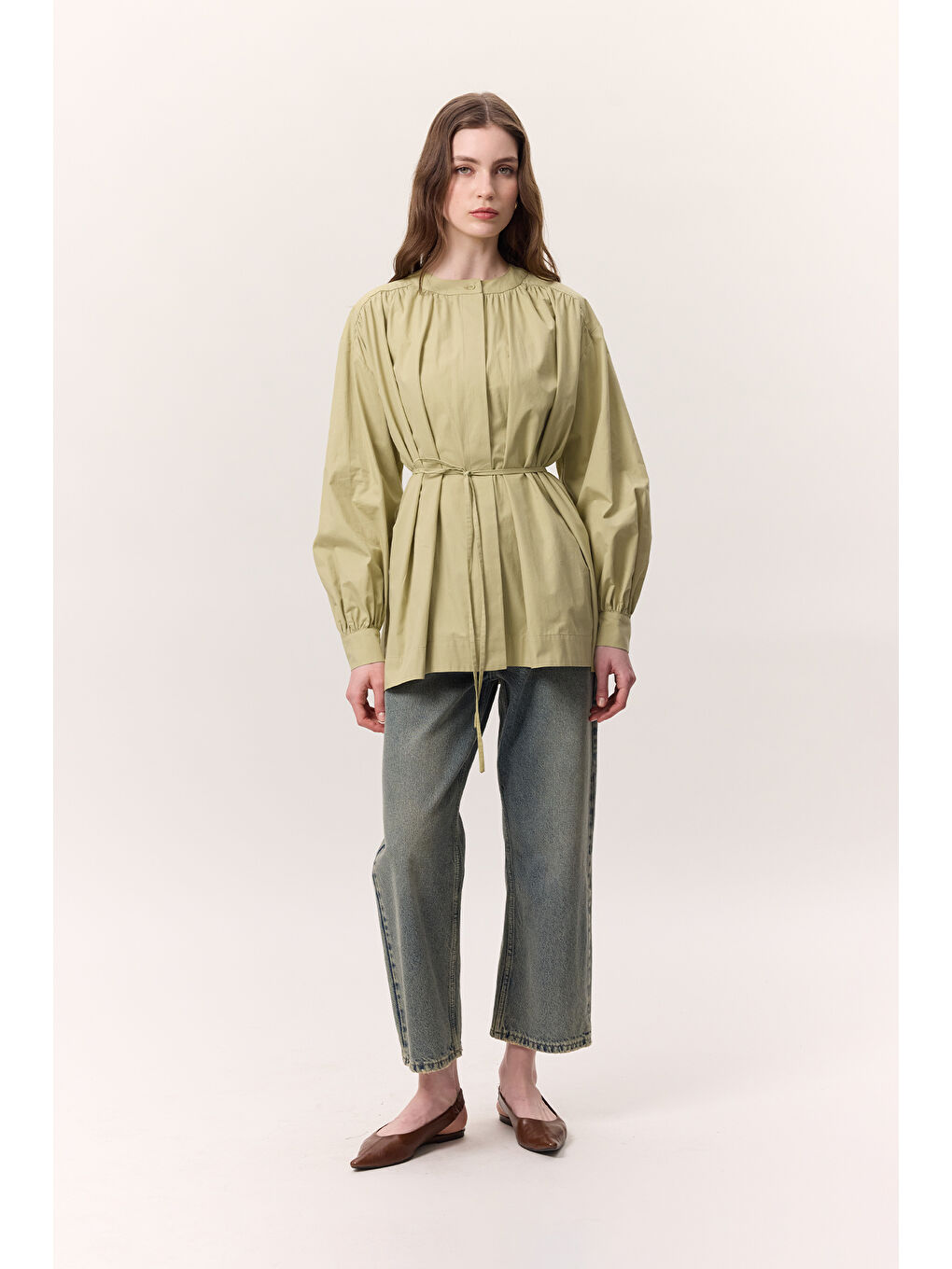 Yeşil Büzgü Detaylı Geniş Gömlek Adaçayı