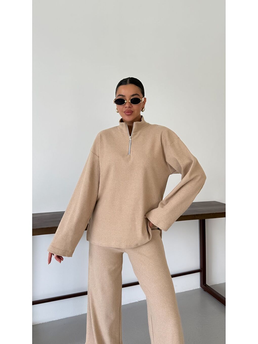 Kadın Bej Yarım Fermuarlı Dik Yaka Kazak Alt-Üst Pantolonlu Takım-4