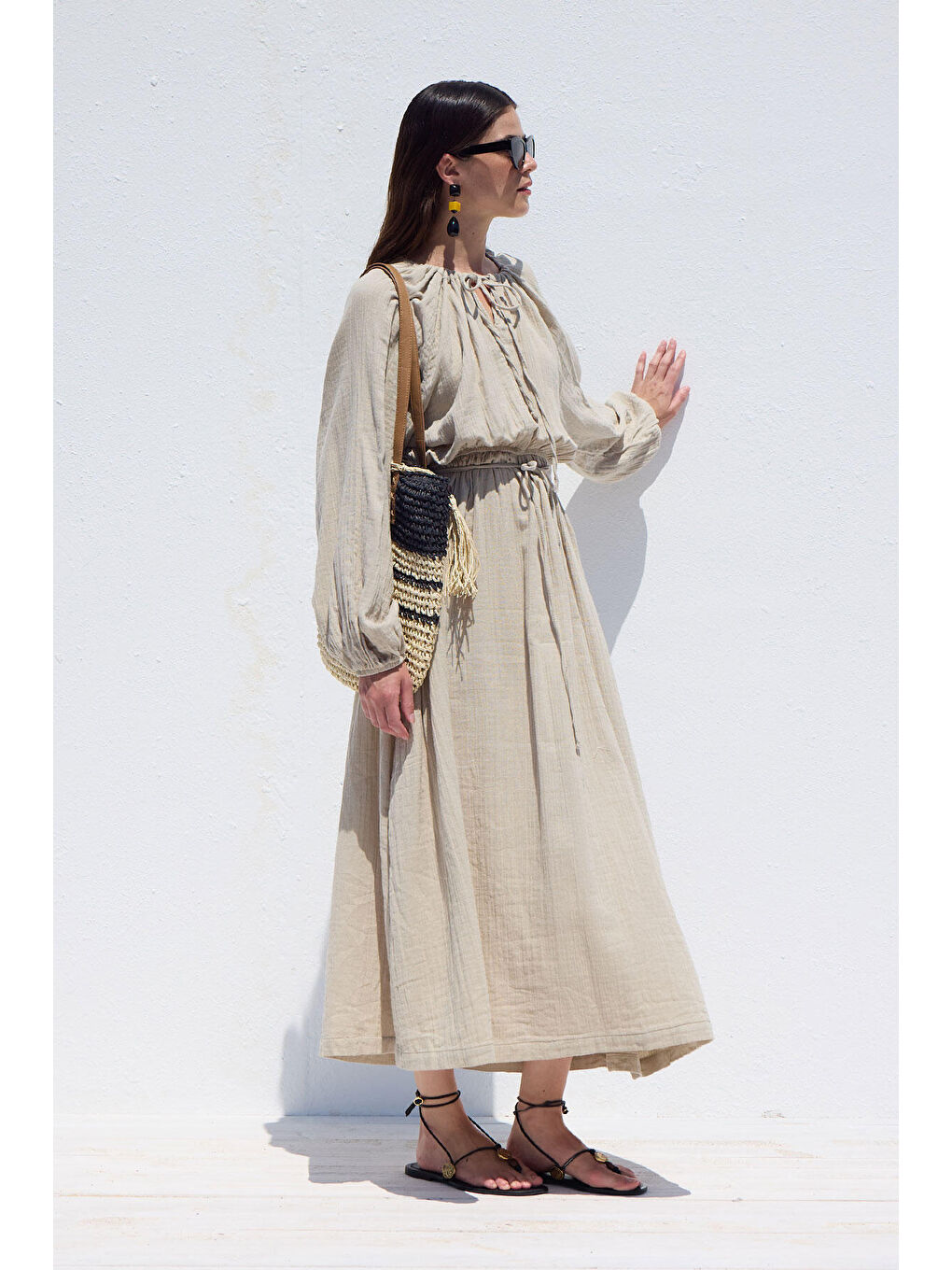 Bej Bağlama Detaylı Muslin Elbise Kum-5