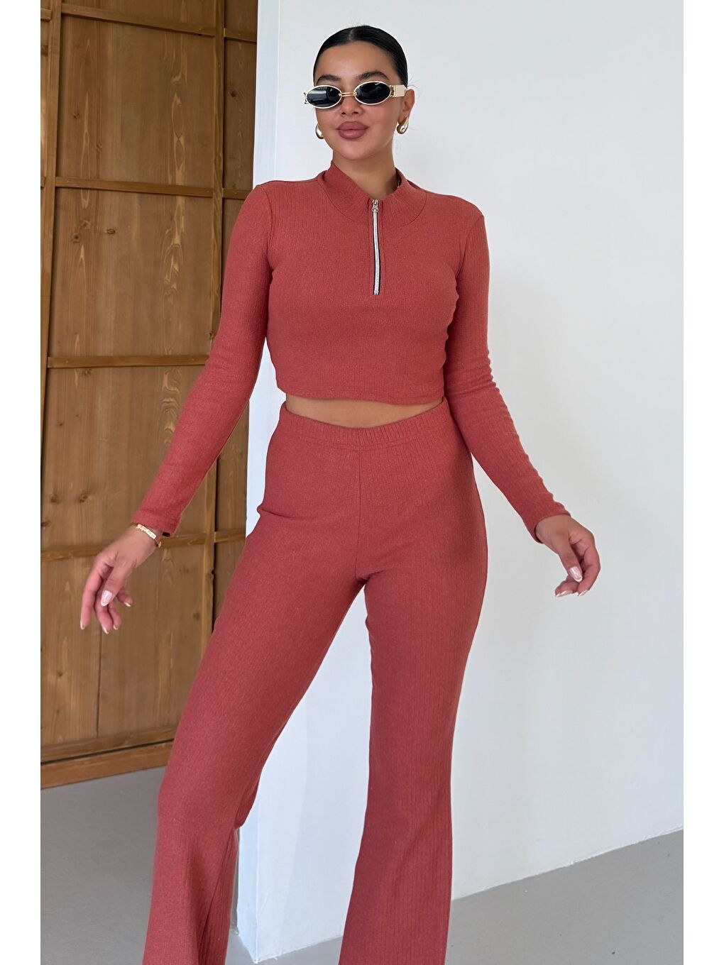 Turuncu Kadın Kiremit Yarım Fermuarlı Crop Alt-Üst Pantolonlu Takım-3