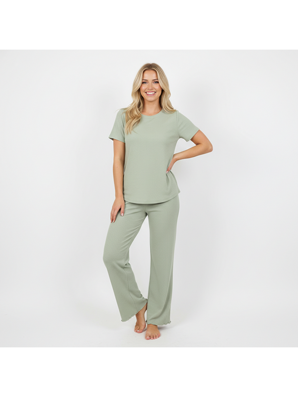 Kadın Jakarlı Açık Yeşil Renk 3'lü Set Pijama Takımı Bb2313