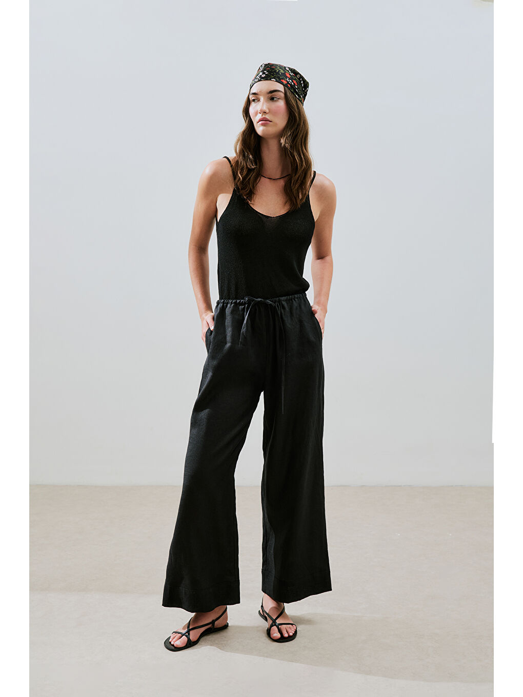 Keten Bağlamalı Pantolon Siyah-4