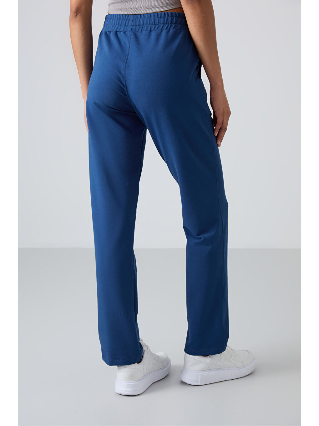 Mavi Parlament Yüksek Bel Cepli Rahat Form Klasik Paça Kadın Eşofman Alt - 94584-8