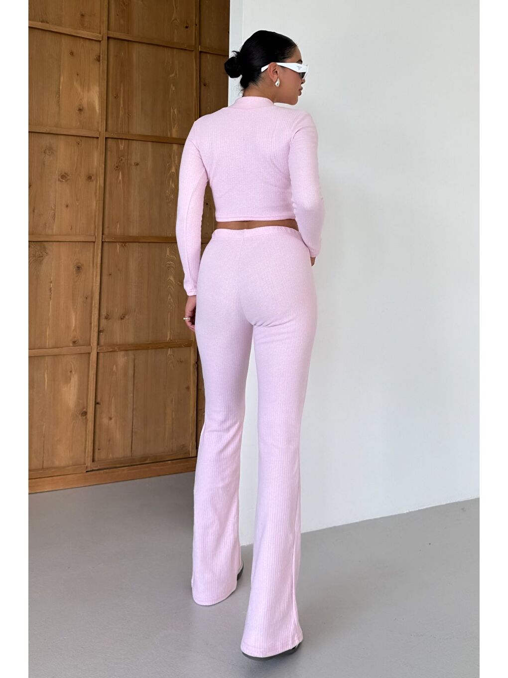 Kadın Pembe Yarım Fermuarlı Crop Alt-Üst Pantolonlu Takım-3