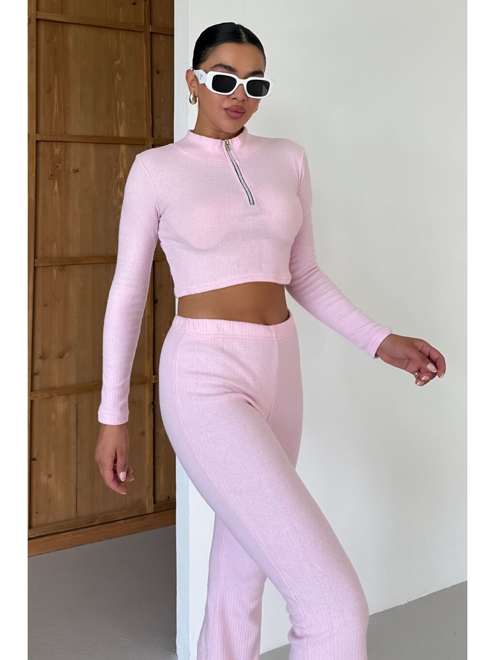 Kadın Pembe Yarım Fermuarlı Crop Alt-Üst Pantolonlu Takım-5