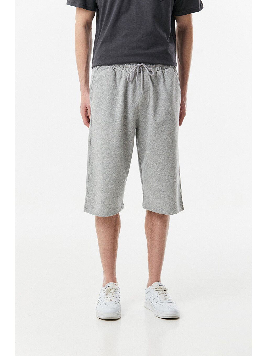 Gri Beli Bağcıklı Cebli Kapri-4