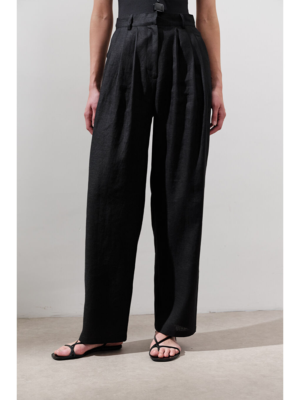 Keten Pileli Geniş Pantolon Siyah-6