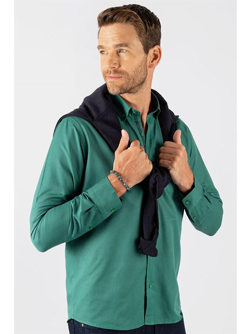 Erkek Regular Fit Klasik Kesim Pamuklu Oxford Doku Tek Cepli Yeşil Düğmeli Yaka Gömlek