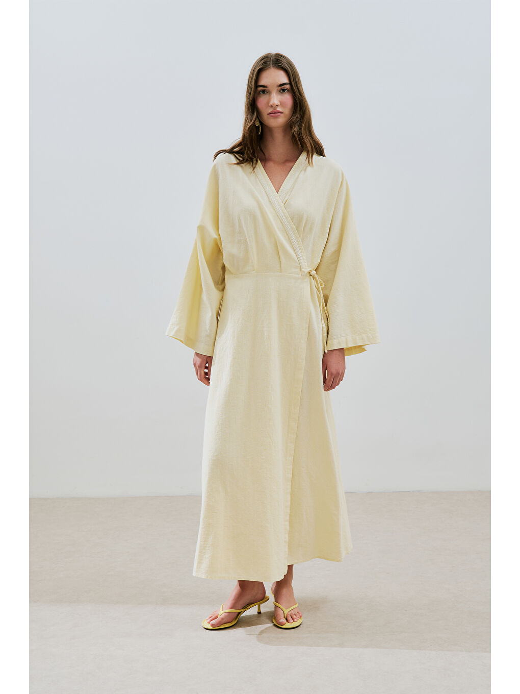 Dokulu Kruvaze Kapamalı Elbise Sarı-3