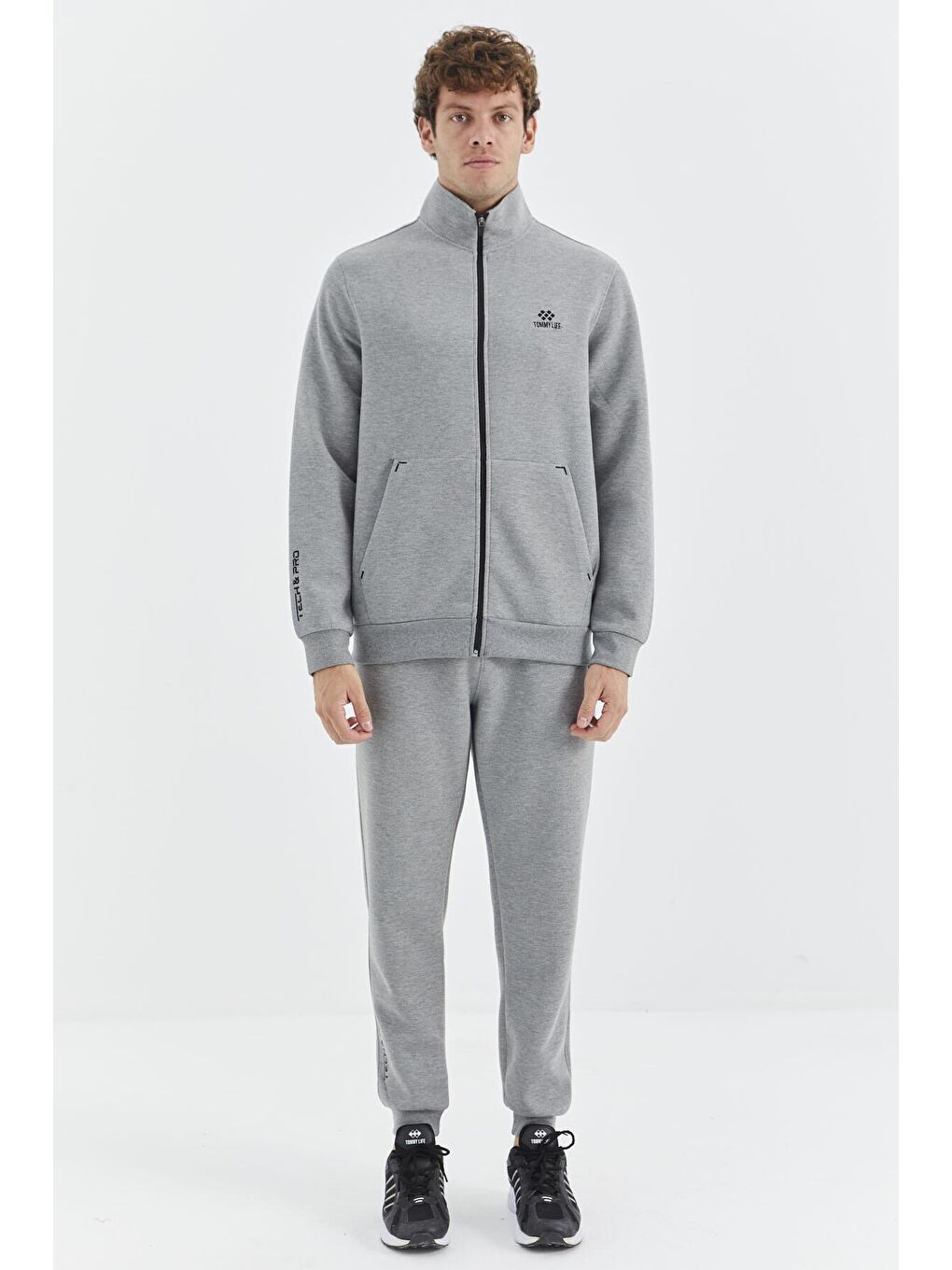 Gri Melanj Dik Yaka Fermuarlı Kanguru Cep Detaylı Rahat Kalıp Erkek Eşofman Takımı - 85219-3