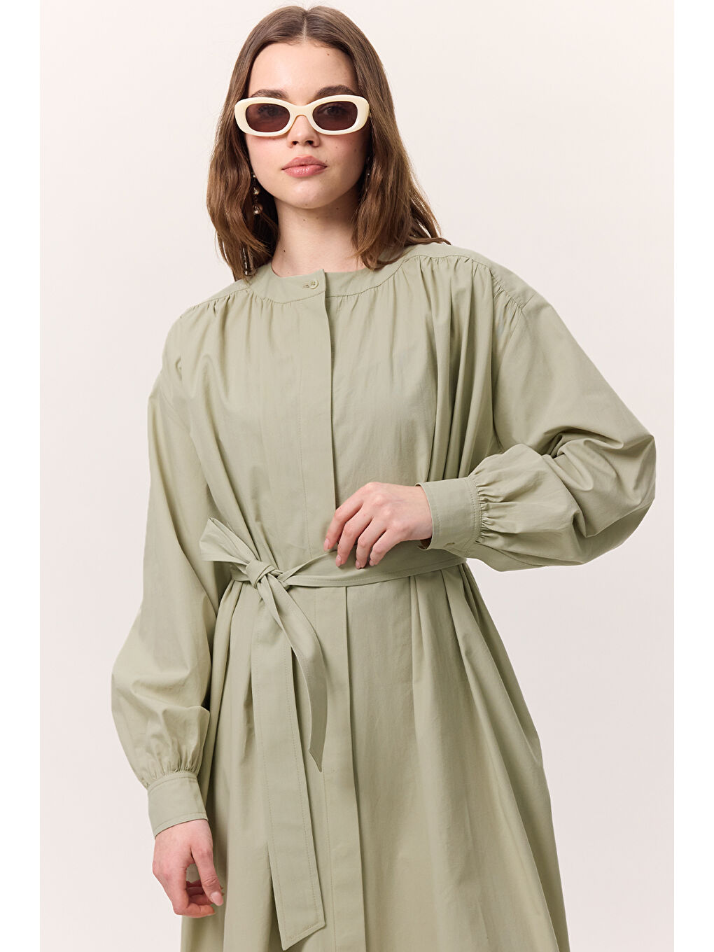 Yeşil Büzgü Detaylı Geniş Gömlek Elbise Çağla-1