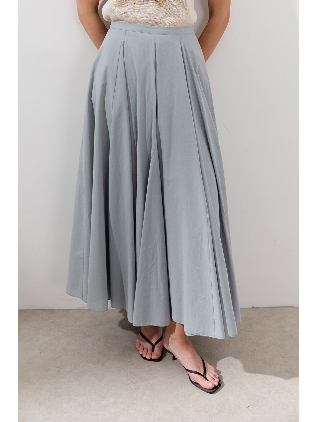 Parçalı Geniş Pamuklu Etek Mavi-2