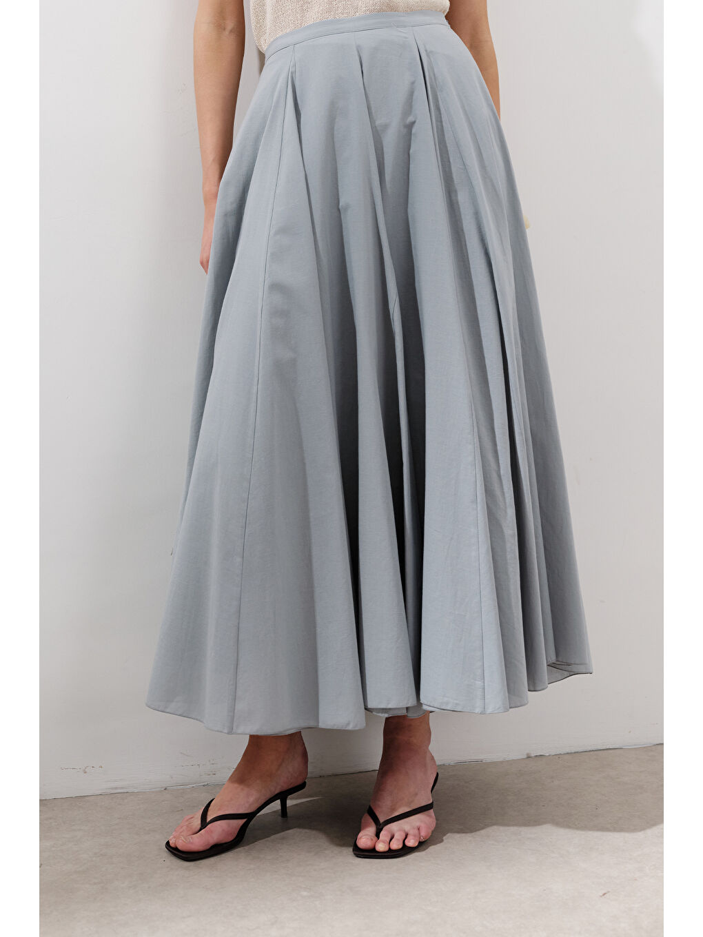 Parçalı Geniş Pamuklu Etek Mavi-3