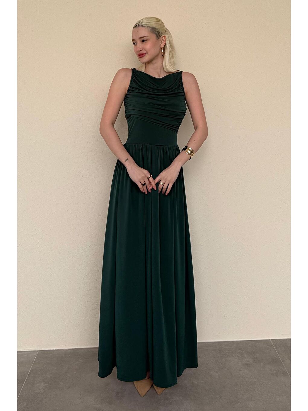 Yeşil Önü Dökümlü Uzun Boy Kadın Elbise Mg2364-1