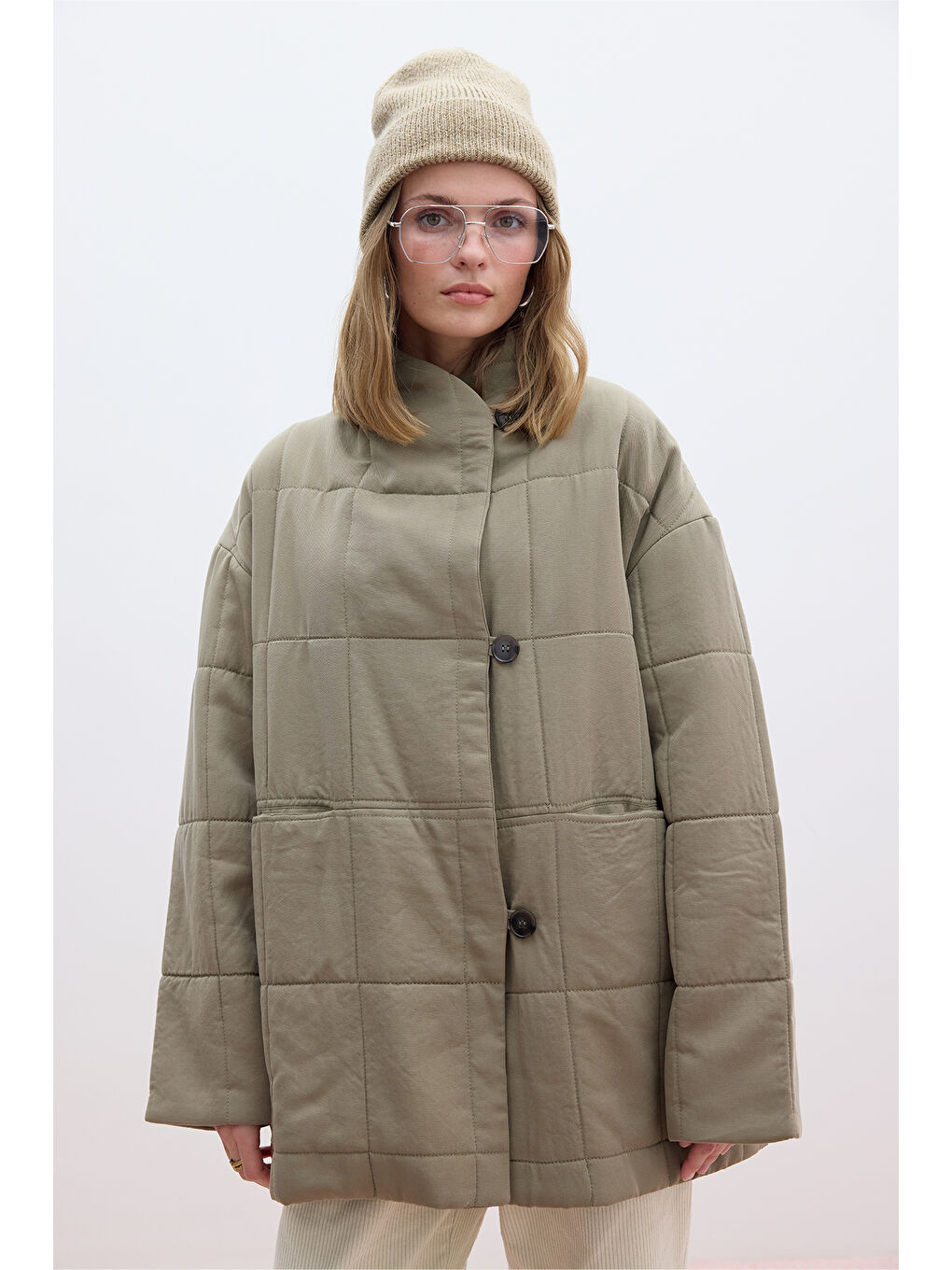 Yüksek Yaka Kapitone Mont Yeşil