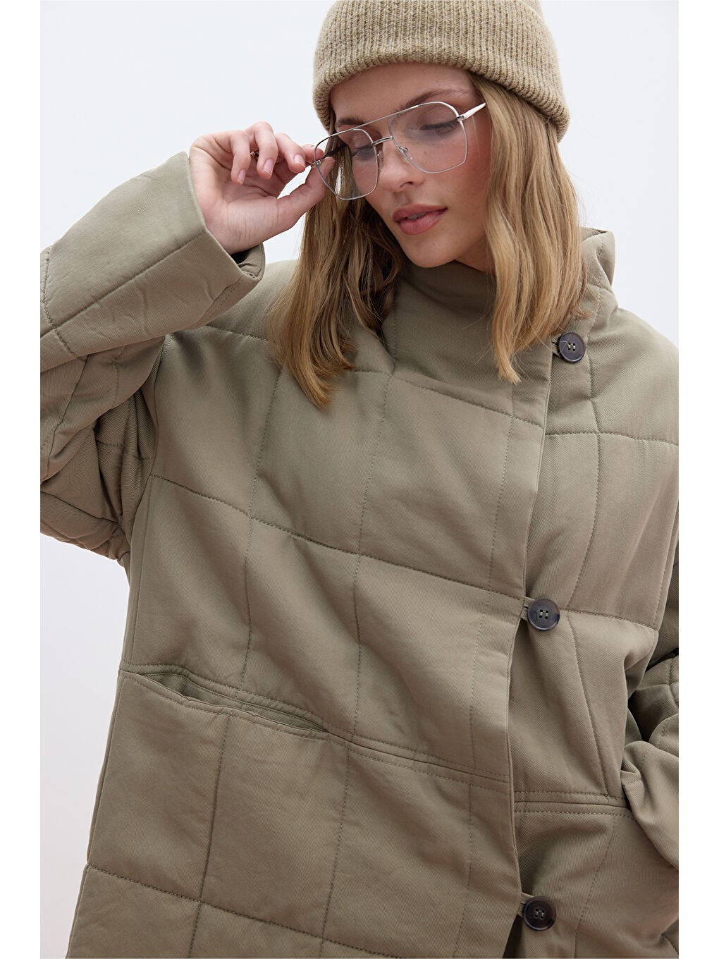 Yüksek Yaka Kapitone Mont Yeşil-4