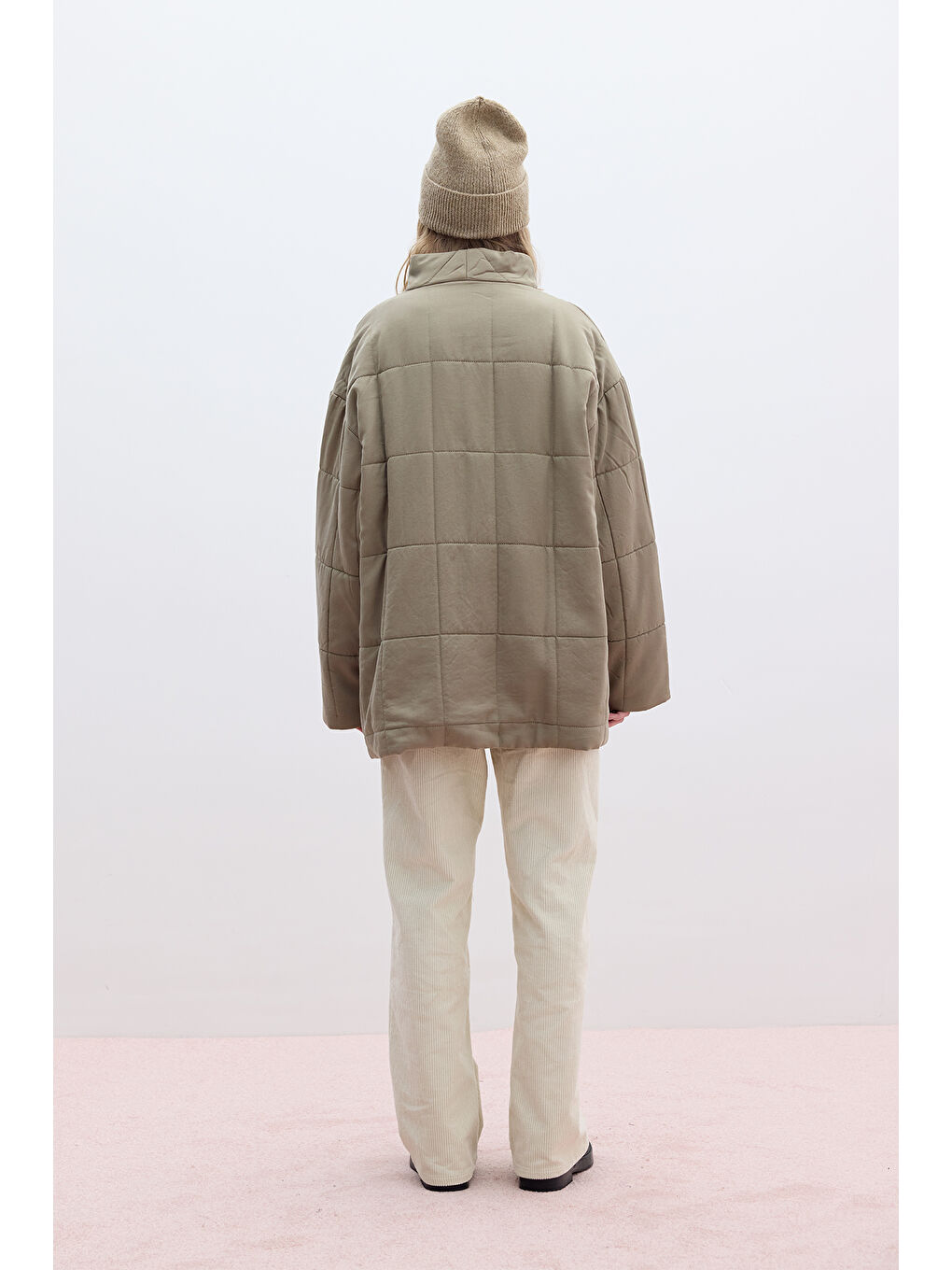 Yüksek Yaka Kapitone Mont Yeşil-5