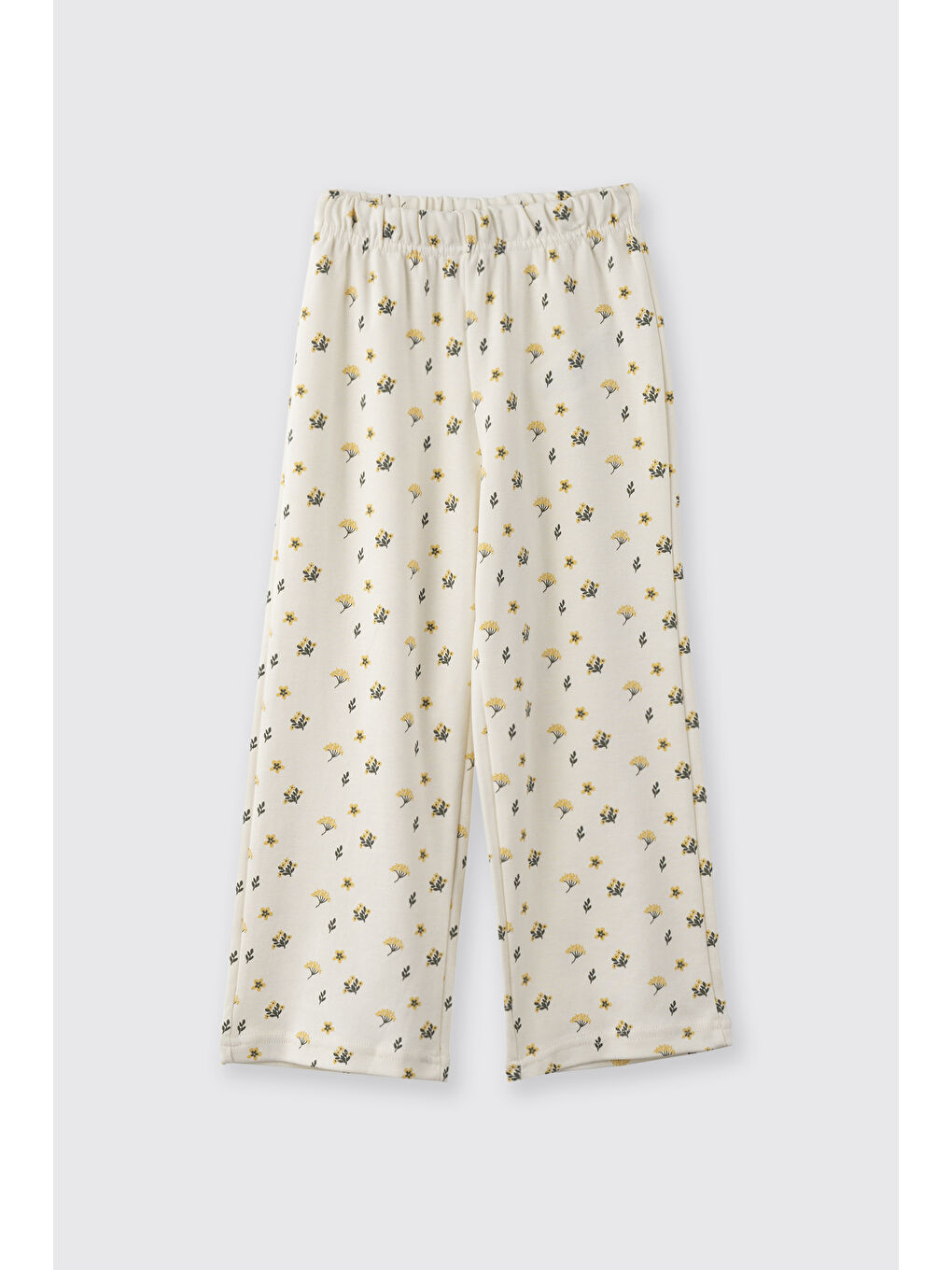 Kız Çocuk Çiçek Desenli Ekru Pijama Takımı-4