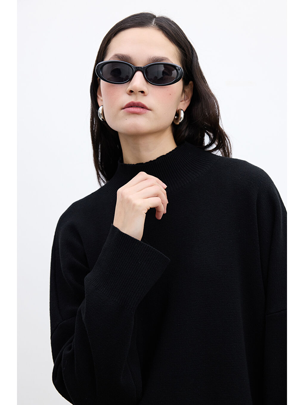 Oversize Yüksek Yaka Kazak Siyah