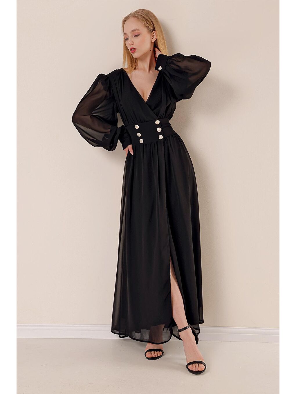 Kadın Siyah Kruvaze Yaka Uzun Kol Üç Düğmeli Elbise-3