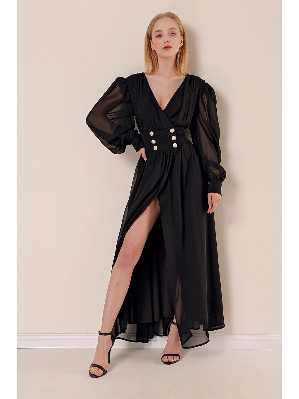 Kadın Siyah Kruvaze Yaka Uzun Kol Üç Düğmeli Elbise-2