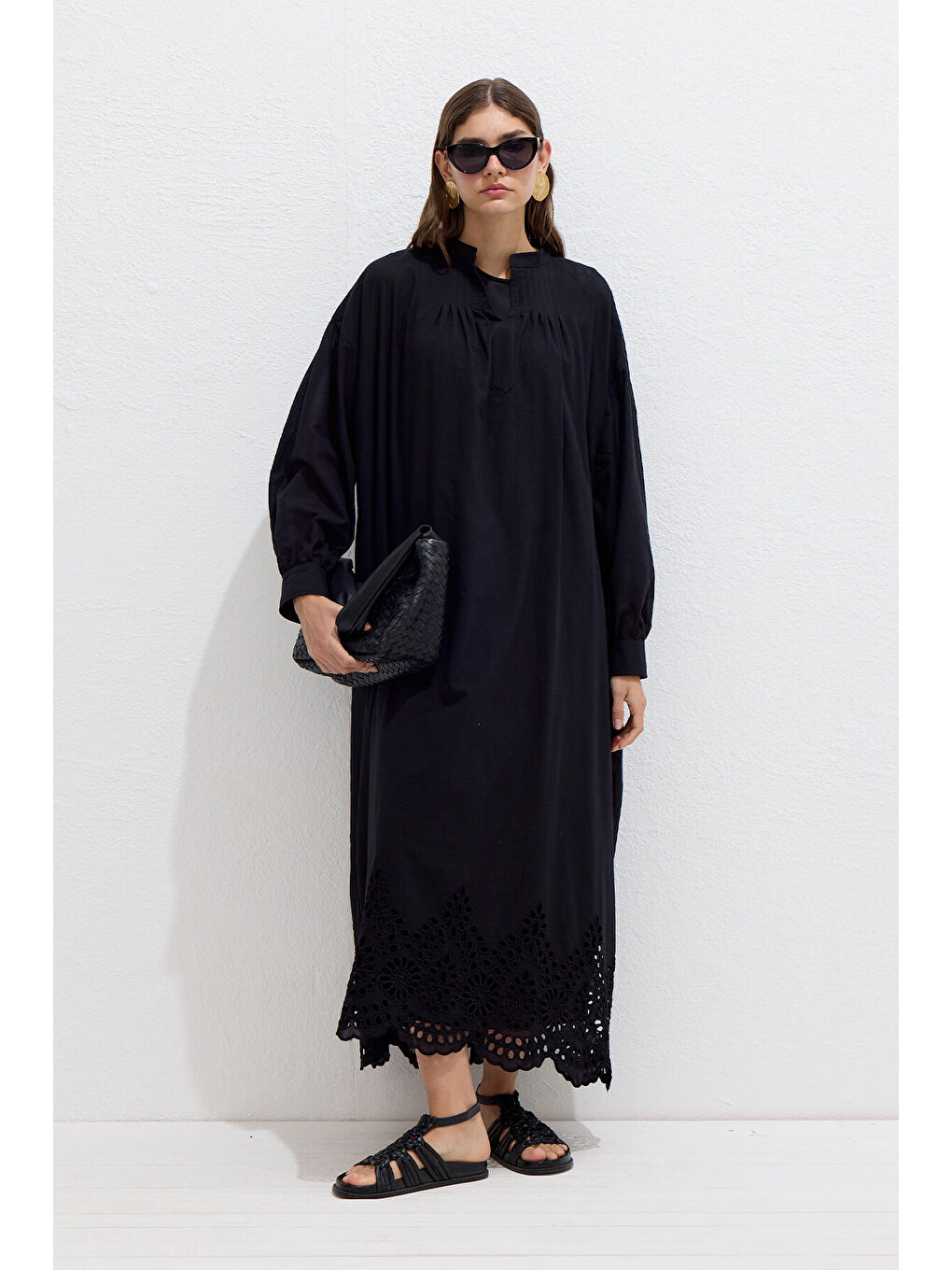 Brode Nakışlı Elbise Siyah-2