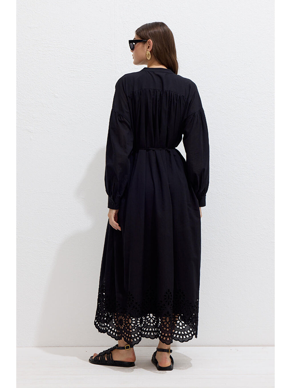 Brode Nakışlı Elbise Siyah-8