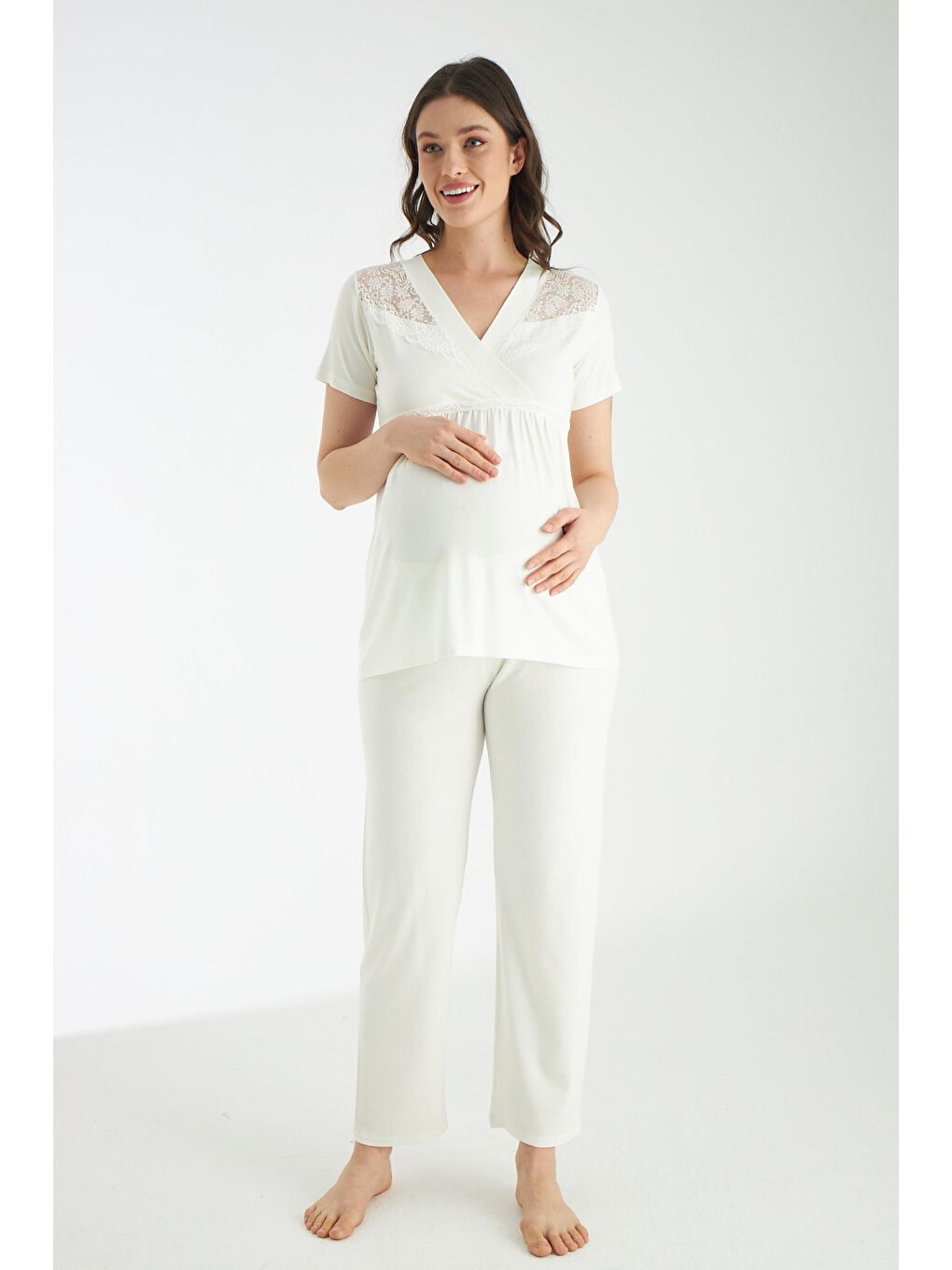 Beyaz  Dantel Detaylı 3lü Sabahlıklı Hamile Ve Lohusa Pijama Takımı-3