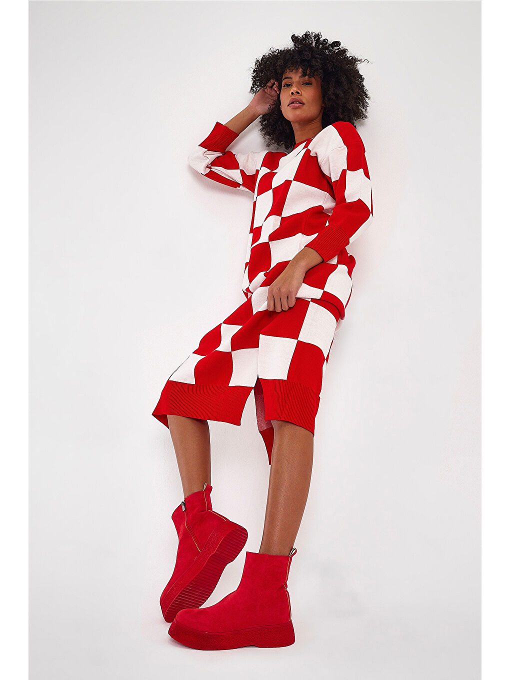 Kadın Kırmızı Süet Yüksek Poli Taban Fermuarlı Süet Bot-2