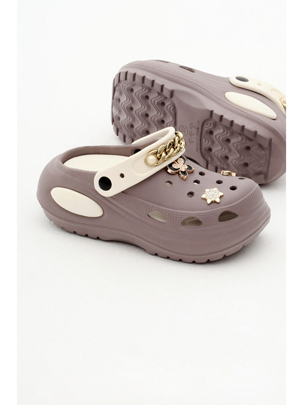 Kadın Vizon Bej Çıkartılabilir Taban Zincir Detaylı Yüksek Taban Eva Sandalet-3