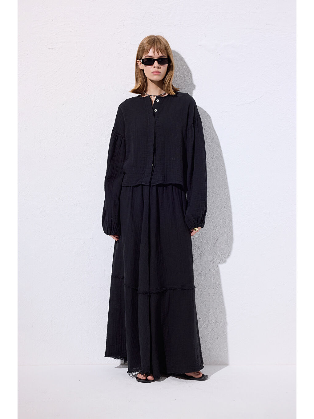 Müslin Balon Kol Kısa Bluz Siyah