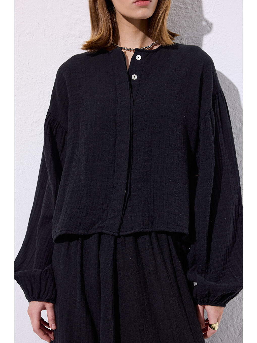 Müslin Balon Kol Kısa Bluz Siyah-2