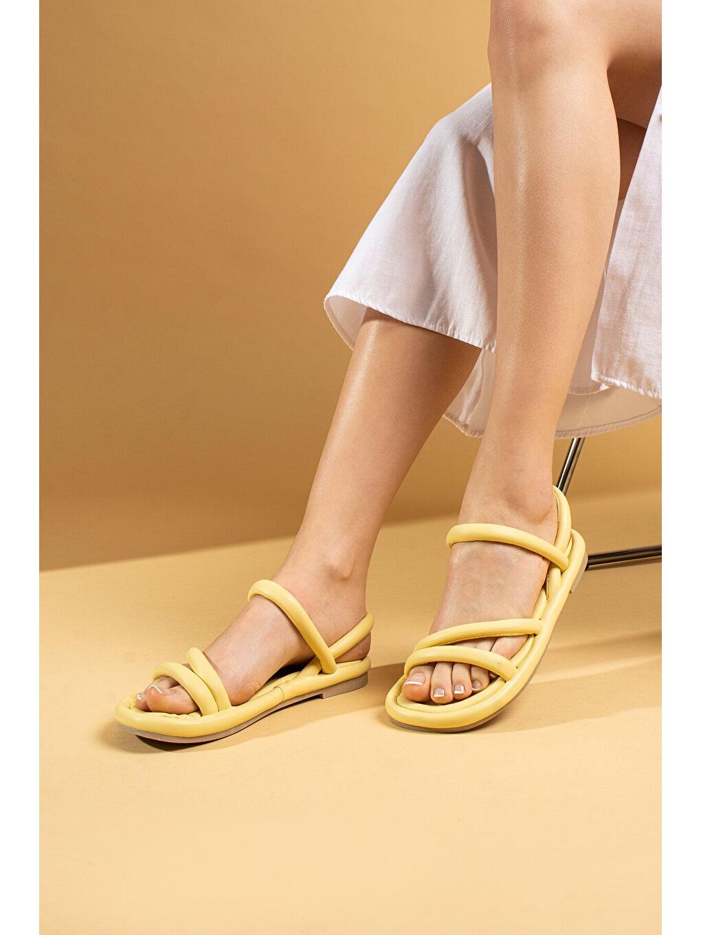 Sarı Çift Bant Rahat Taban Kadın Sandalet 007-75-23-3