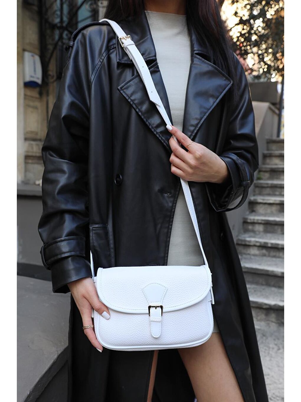 Silva Toka Kapaklı Çapraz Askılı Kadın Çanta - Beyaz-1