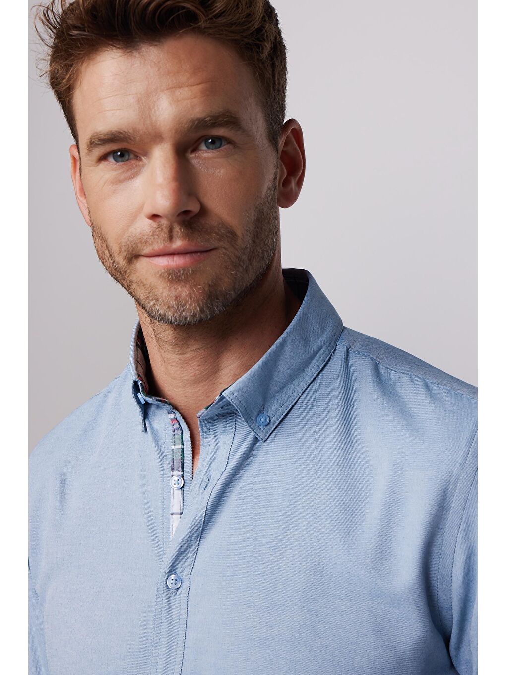 Erkek Slim Fit Dar Kesim Uzun Kollu Pamuklu Oxford Doku Kolay Ütülenebilir Gri Düğmeli Yaka Gömlek-2