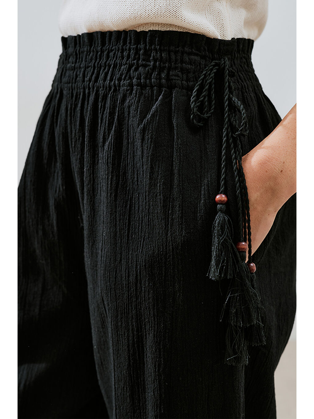 Dokulu Bağlamalı Pantolon Siyah-3