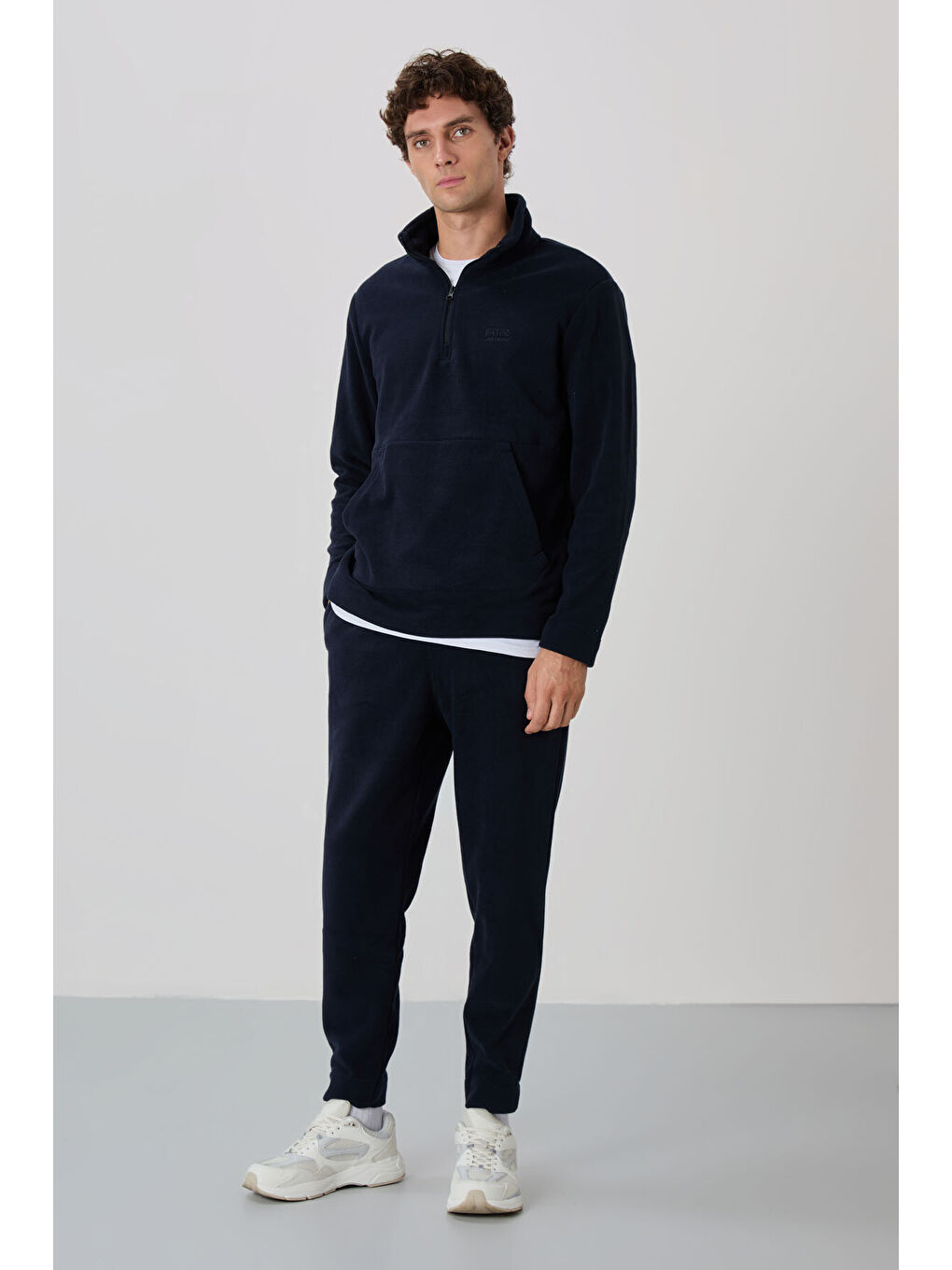 Lacivert Yarım Fermuarlı Dik Yaka Kanguru Cep Detaylı Polar Erkek Eşofman Takım - 85226-3