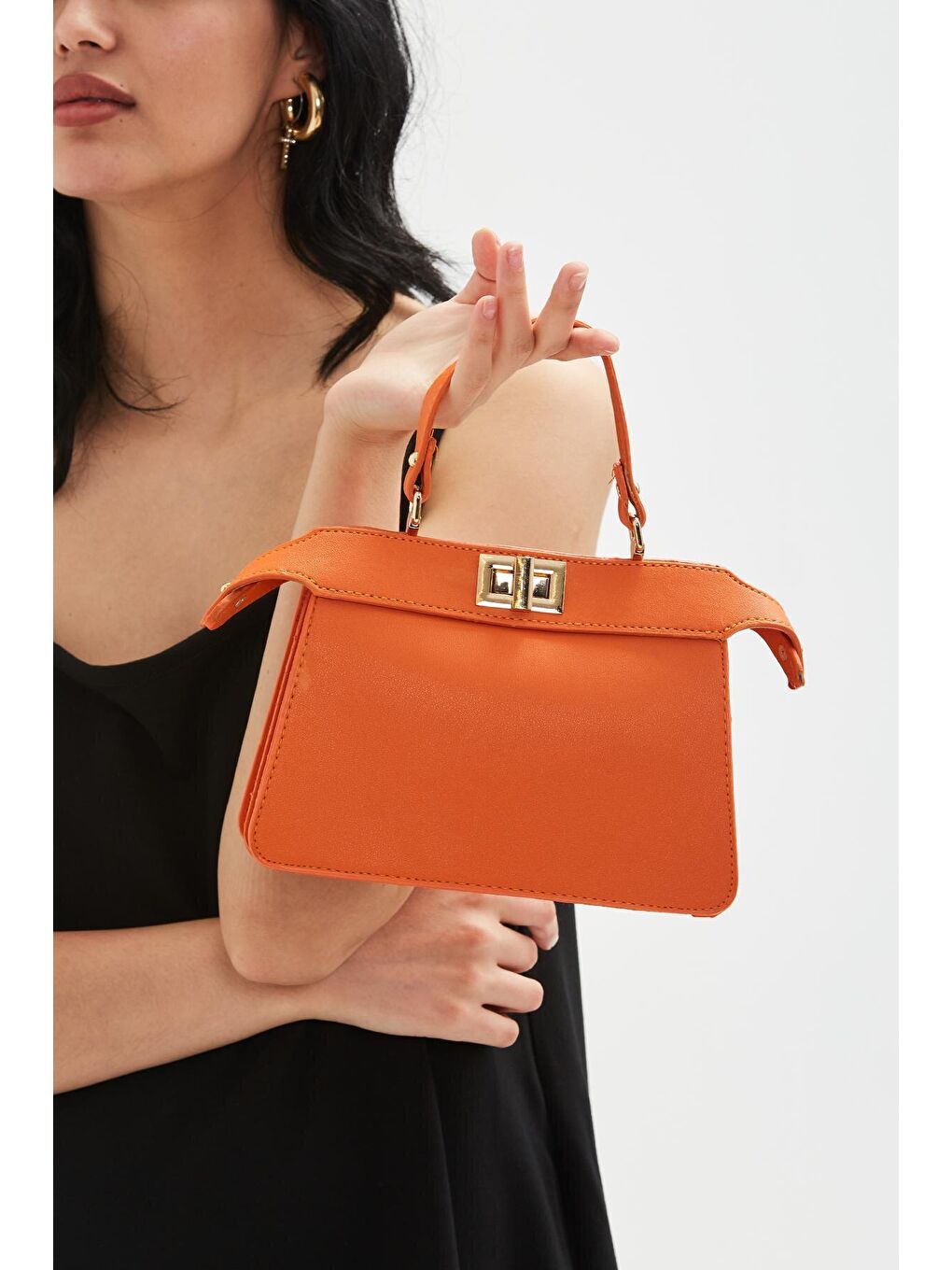 Uzun Askılı Özel Kilit Sistemli Heleni Kadın Çapraz Çanta Turuncu-1